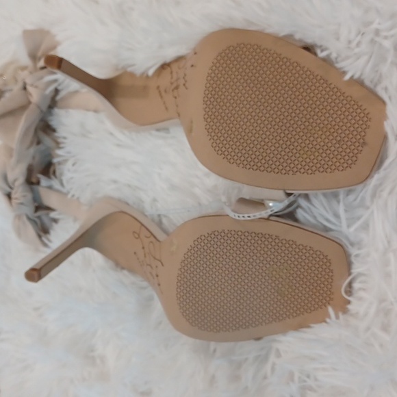 ANTONIO MELANI x Jess Southern Jean Pearl Studded Bow Chain Dress Sandal SZ 8.5 - Picture 13 of 16